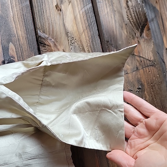 Vintage Pure Silk Blouse - Picture 3 of 9